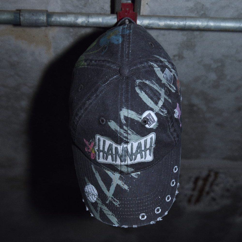 HANNAH Fake Printed Cap — Black Version