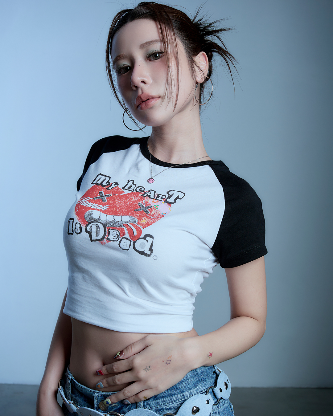 HANNAH Broken Heart Short Sleeve Raglan Baby Tee